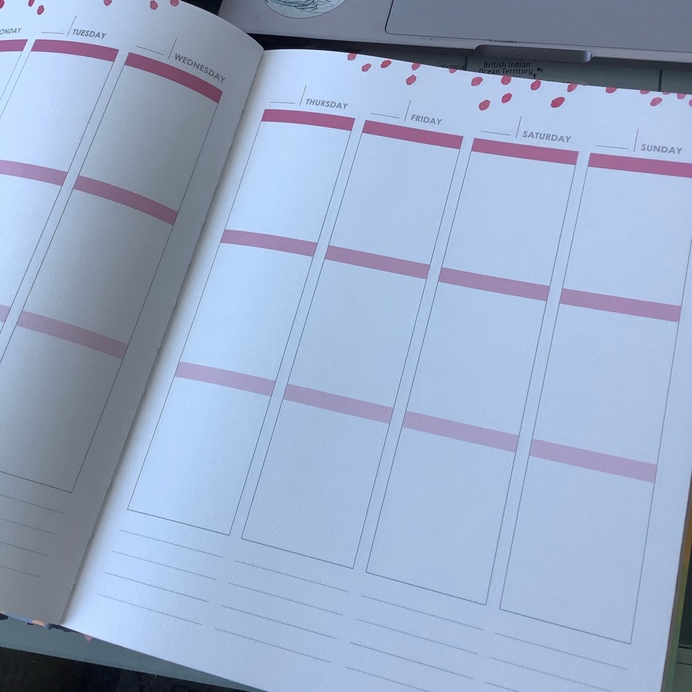 Weekly plan notebook - Picture 3 of 4